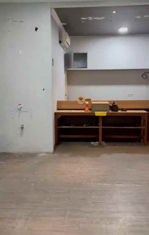 disewakan ruko gudang kantor jalan raya meruya selatan