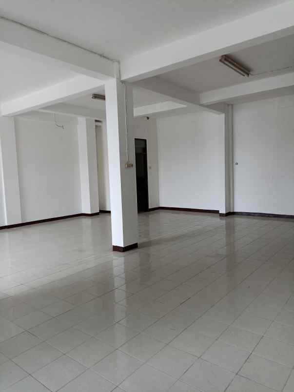 disewakan ruko gudang kantor jemursari