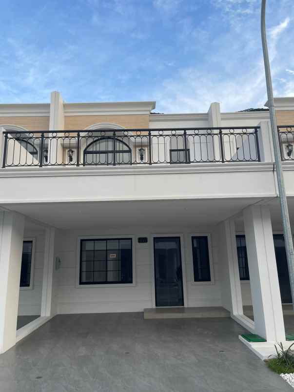 disewakan rumah bukit nirmala pik2