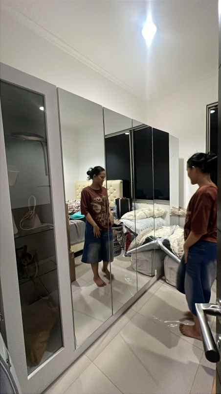 disewakan rumah cluster miami pik2