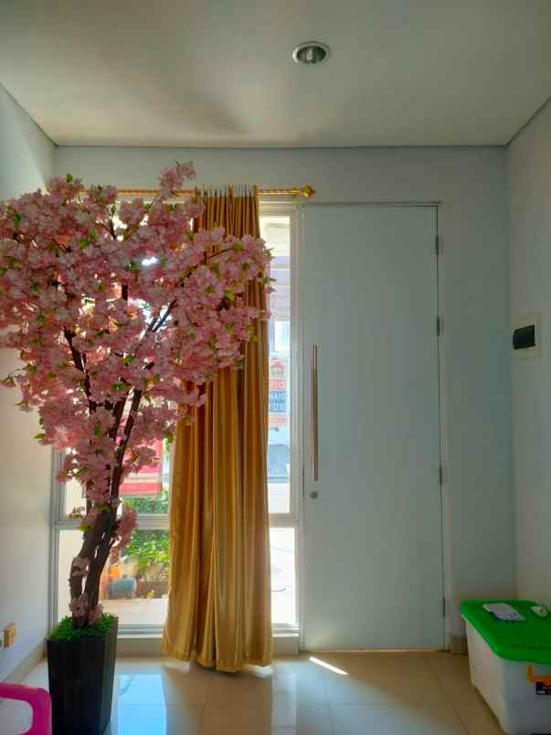 disewakan rumah cluster yarra jakarta