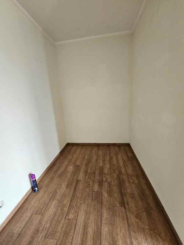 disewakan rumah eldora suvarna sutera