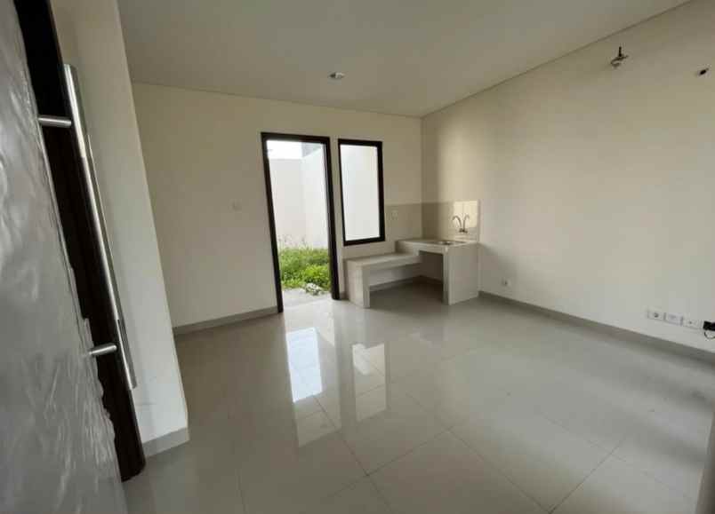 disewakan rumah jakarta garden city