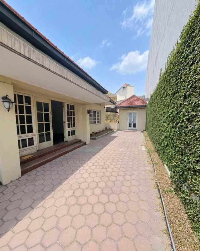 disewakan rumah jalan kartini tegalsari