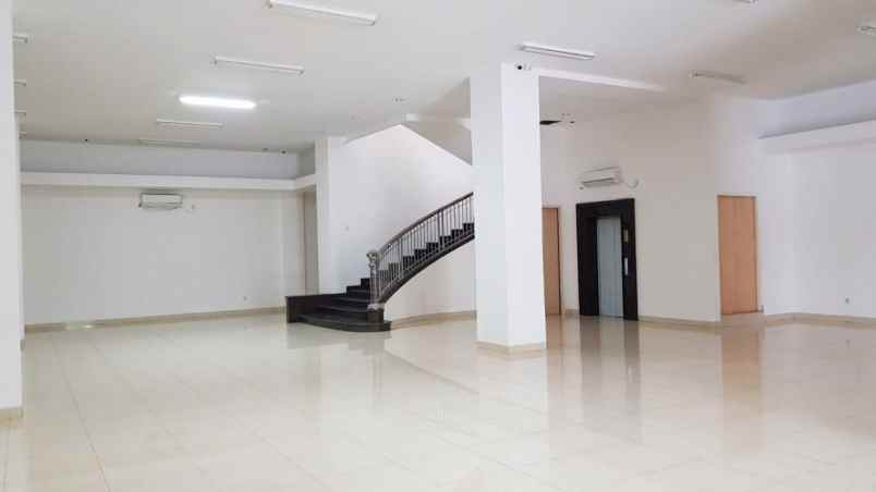disewakan rumah jemursari