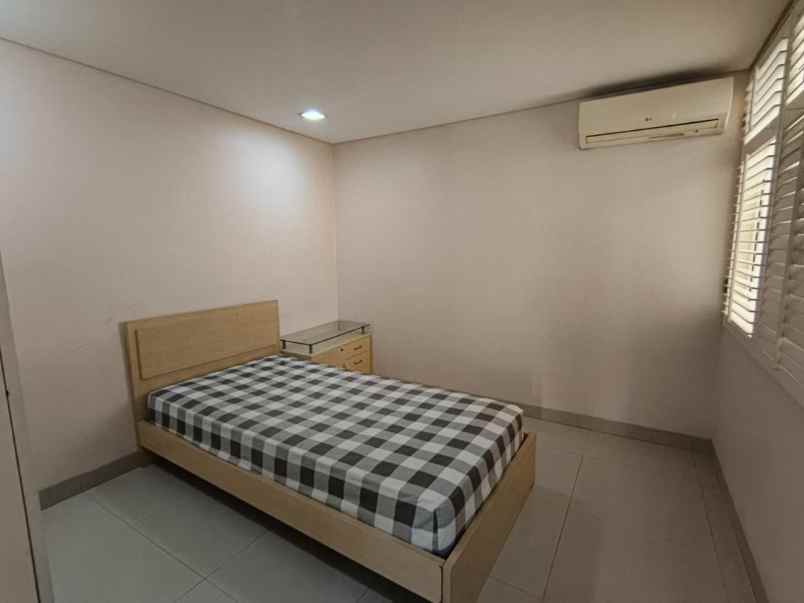 disewakan rumah kelapa puan kelapa gading