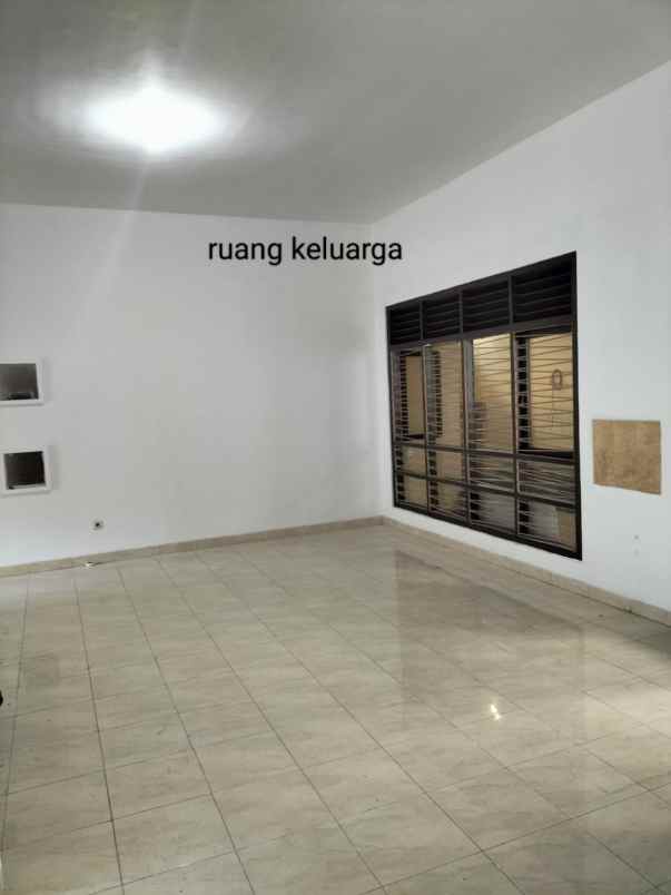 disewakan rumah ngagel jaya selatan