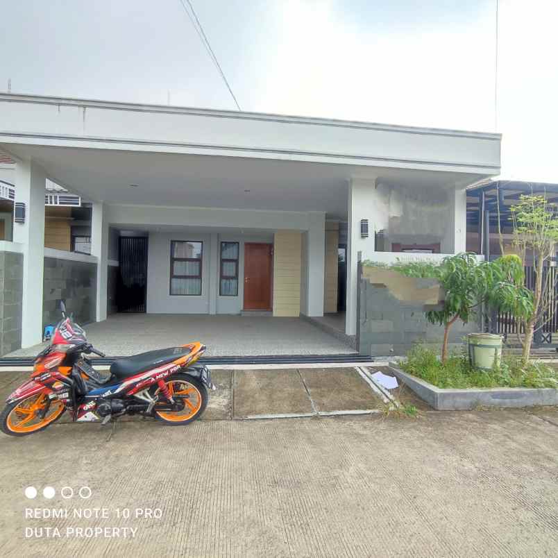 jual cepat rumah siap huni di komplek ciganitri