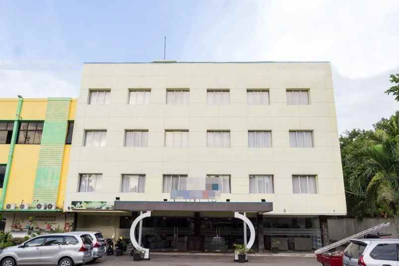 jual hotel bagus strategis di lubuk baja kota batam