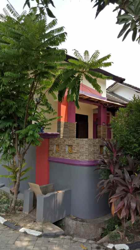 jual murah rumah tanah luasdi tangerang