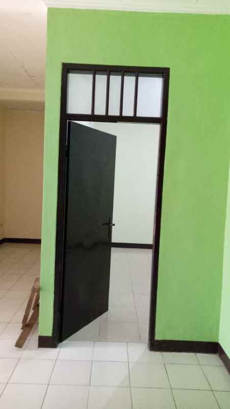 jual murah rumah tanah luasdi tangerang