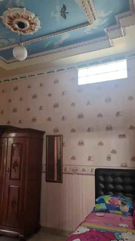 jual rumah bagus 2 lantai asri di serua ciputat