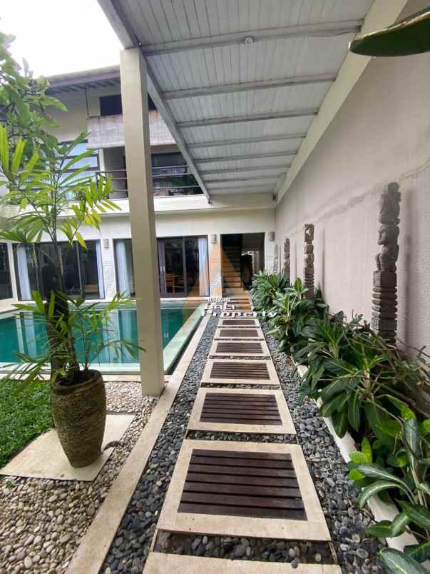 jual villa mewah dekat pantai sanur