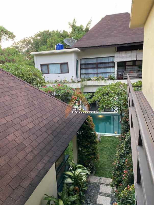 jual villa mewah dekat pantai sanur