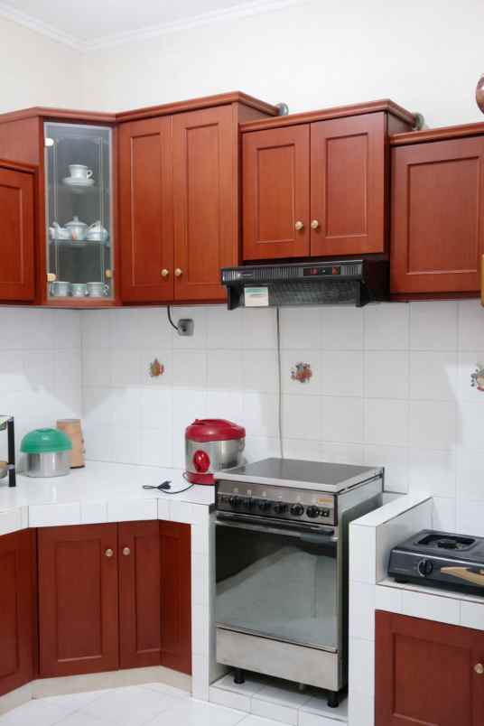 kompleks merpati kehutanan sedati