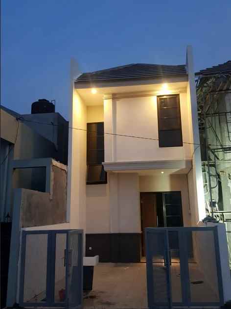 modern house 1m an di medokan dekat gunung anyar merr