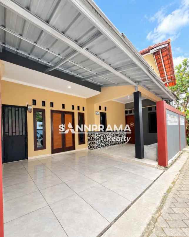 rumah 1 lt tanah 107 di tanah baru depok rinatin