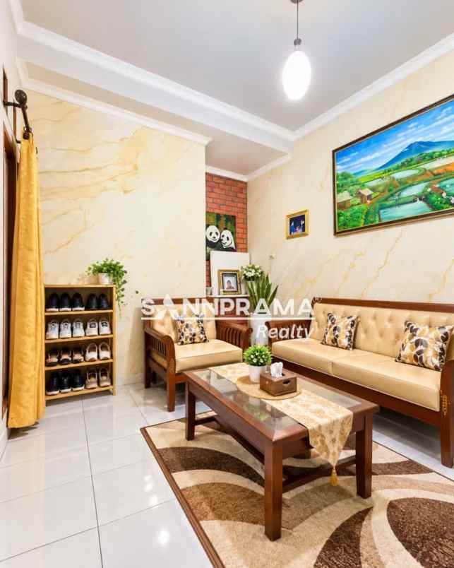 rumah 1 lt tanah 107 di tanah baru depok rinatin