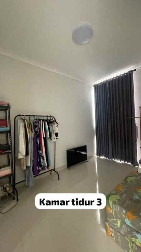 rumah 2 lantai di cluster cherry ville grand wisata