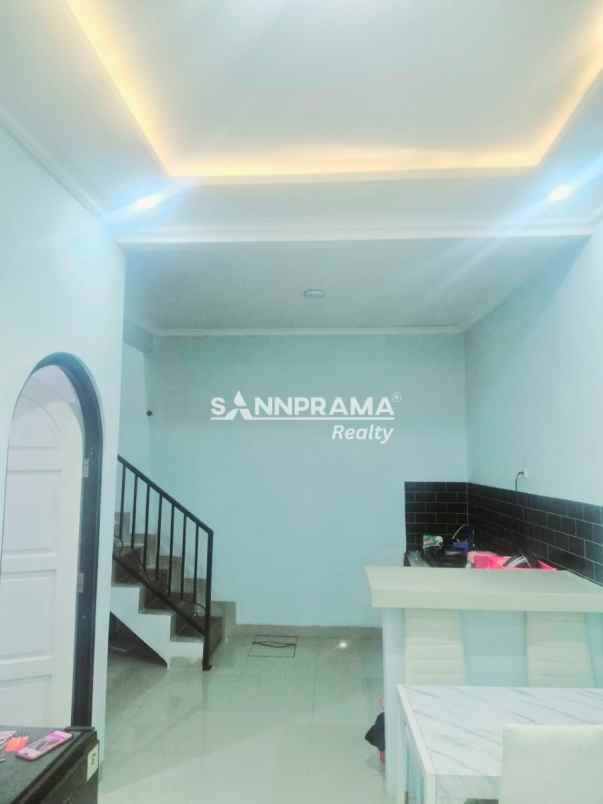 rumah 2 lantai disewakan di grand depok city iml