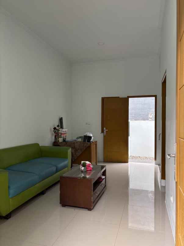 rumah baru cluster 2 lantai di perwira bekasi utara