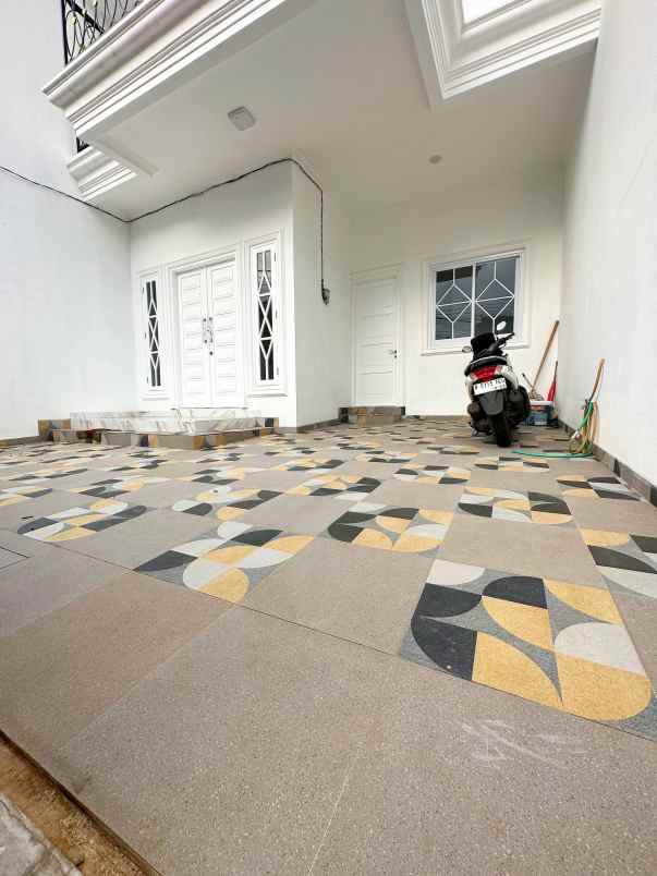 rumah baru kawasan favorit duren sawit jakarta timur