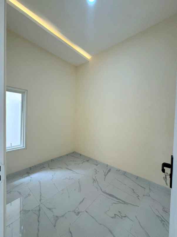 rumah baru siap huni dekat exit toll sawojajar