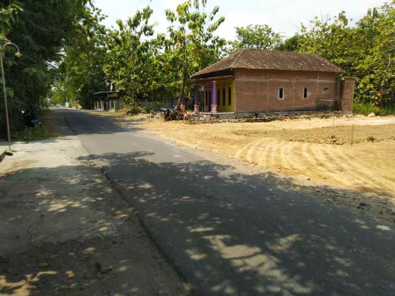 rumah bendungan desa begajah kec