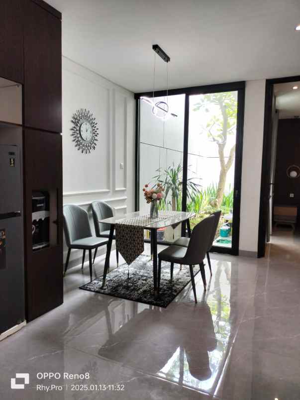 rumah cantik full furnish dekat pemda sleman