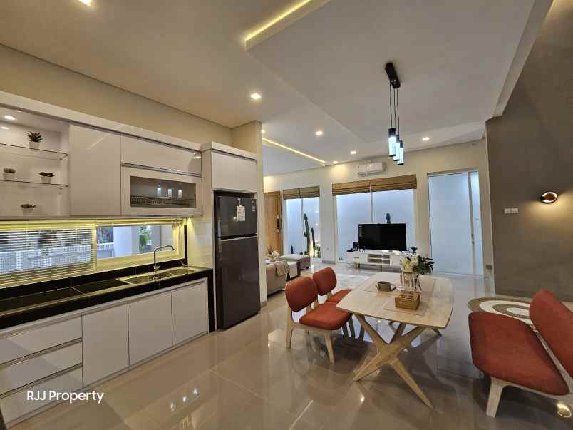 rumah cantik modern dekat sd model maguwoharjo