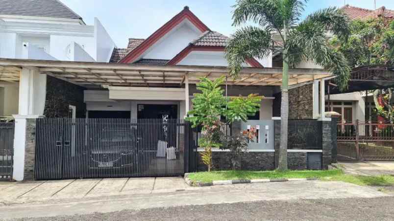 rumah cibabat cimahi dekat polres