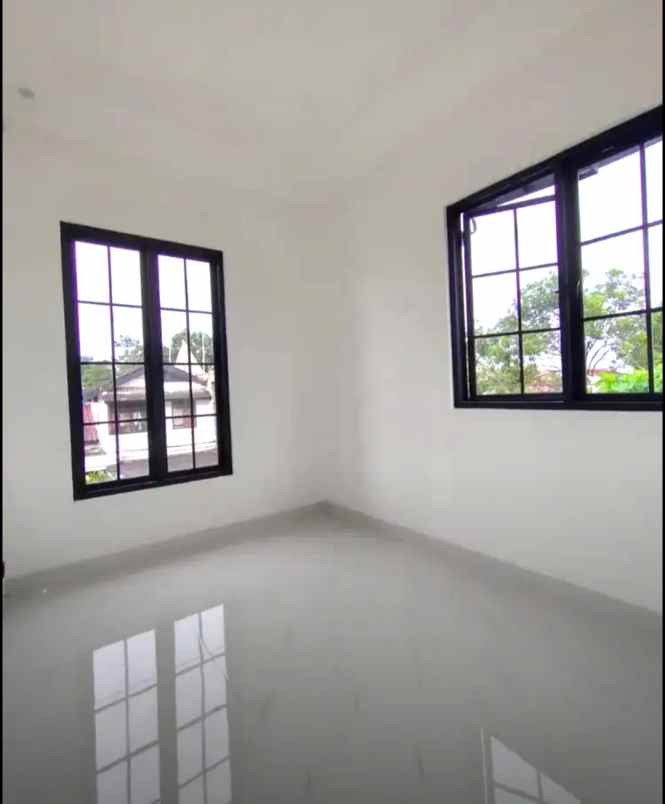 rumah classic modern 3 lantai cinere akses lebak bulus