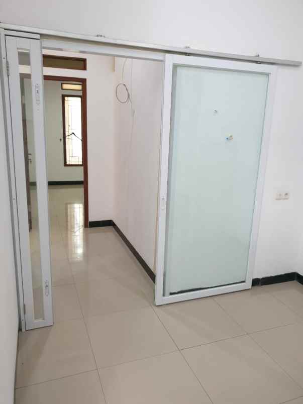 rumah cluster di beji depok