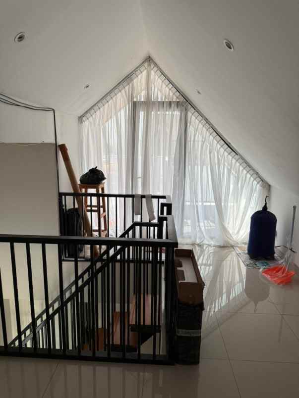 rumah dijual cepat cluster mahakam jakarta garden city