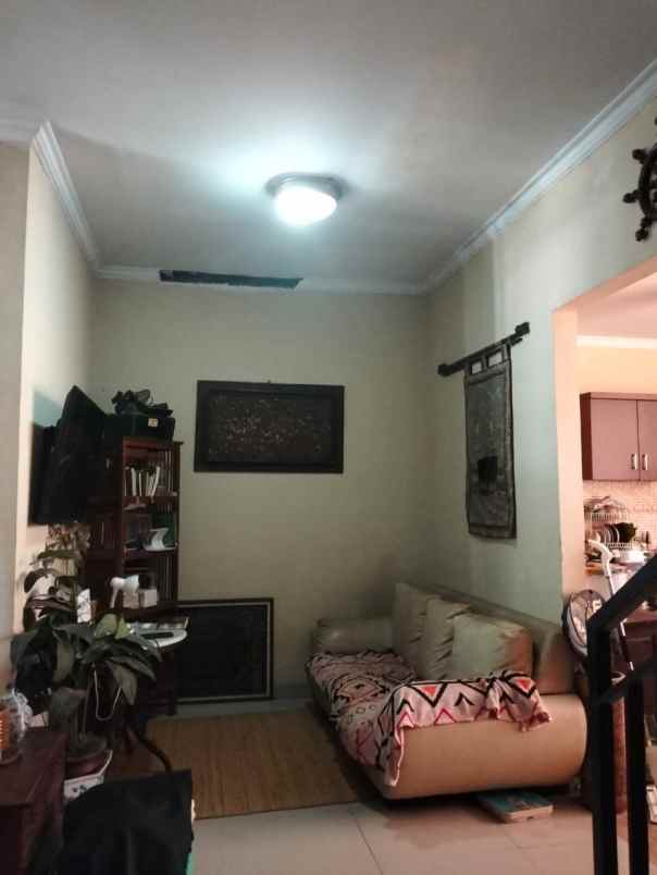 rumah dijual murah ciracas jakarta timur bebas banjir