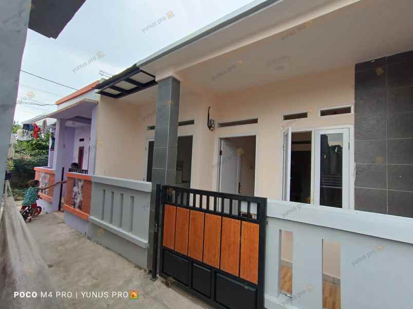 rumah dijual ready siap huni shm dekat stasiun