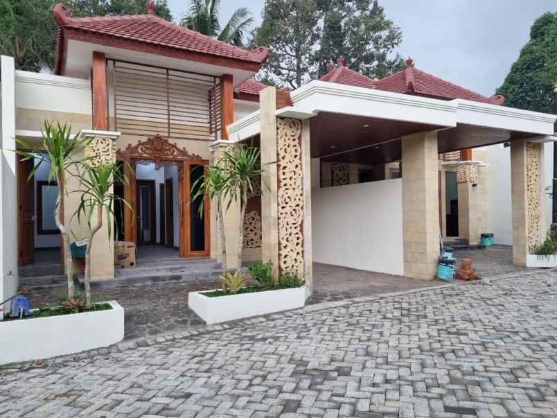 rumah etnik mewah harga murah di mertoyudan magelang