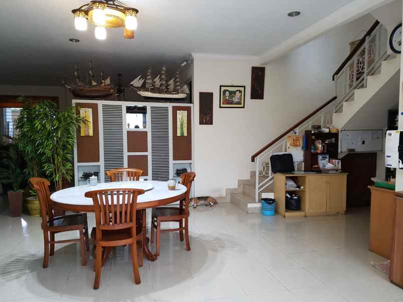 rumah hook bukit gading mediterania