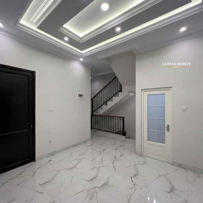 rumah jagakarsa american classic non cluster
