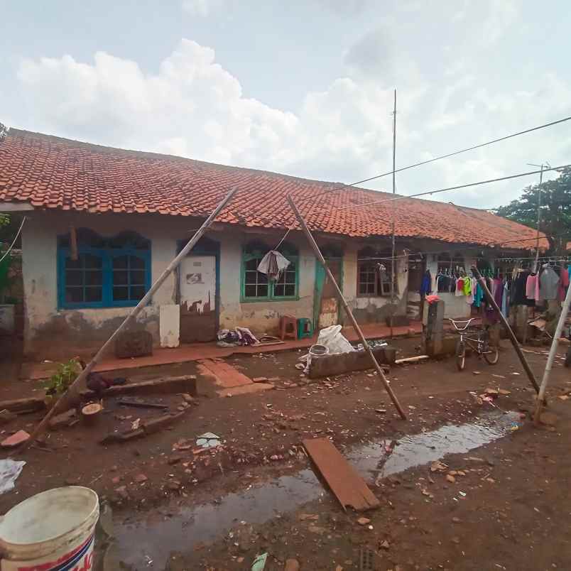 rumah jalan raya setia mekar