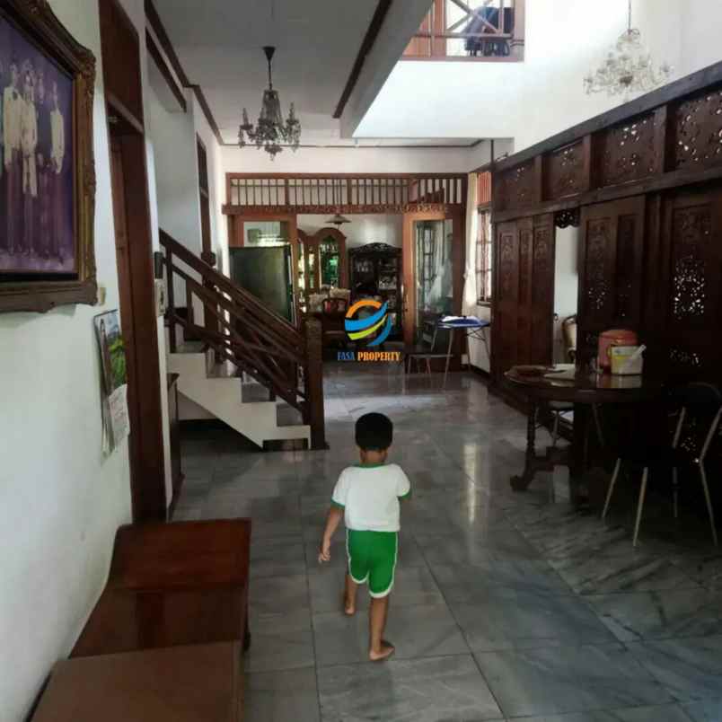 rumah jl kelapa kuning pondok