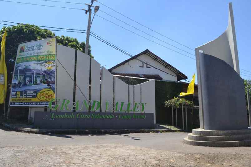 rumah jl nagrog no 91