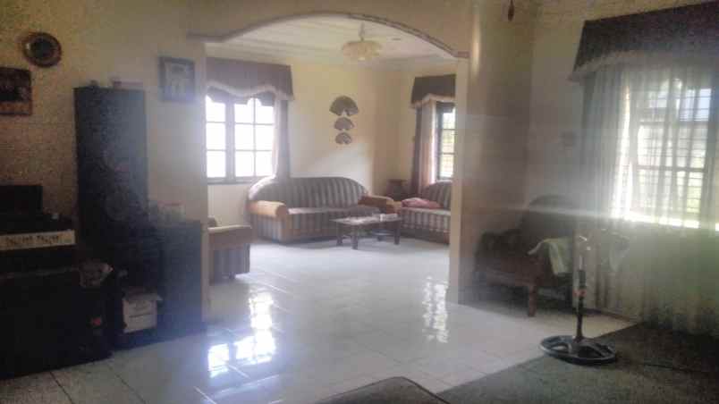 rumah jl soekarno hatta gg