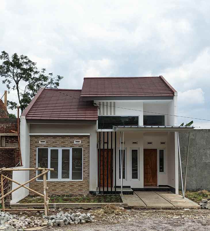 rumah jl ters gagak lumayung