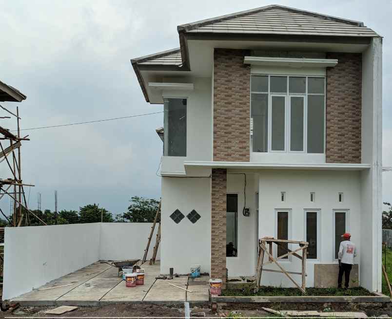 rumah jl ters gagak lumayung