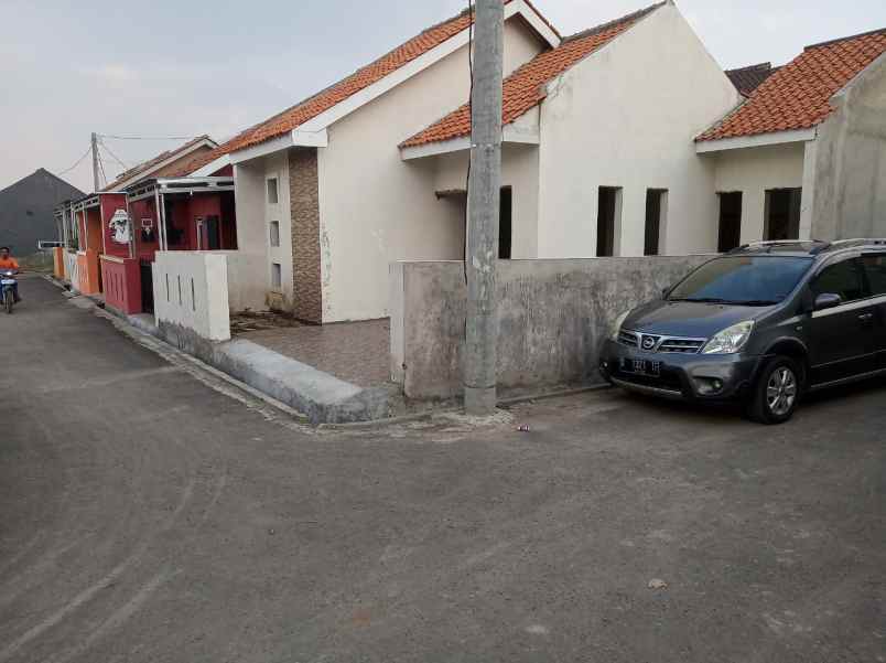 rumah jln bojongtanjung katapang