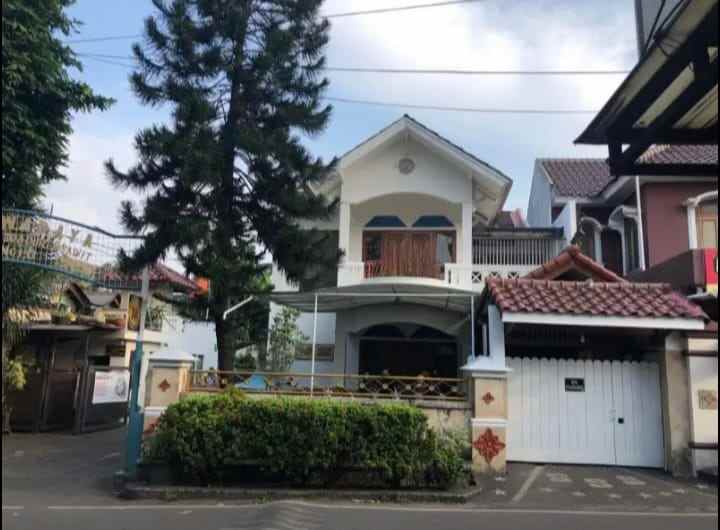 rumah kota wisata cibubur gunung