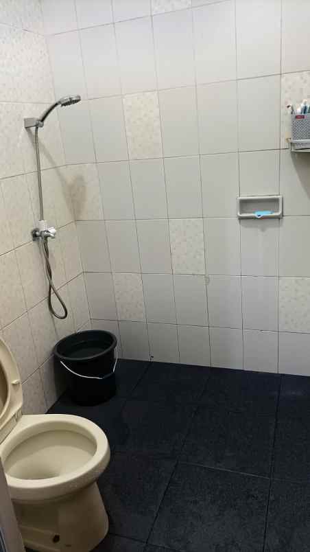 rumah luas 3 kt taman cilodong dpeok