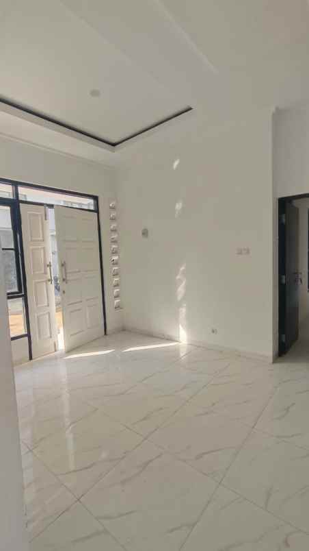 rumah mewah 2 lantai di tapos depok