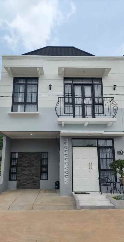 rumah mewah 2 lantai di tapos depok